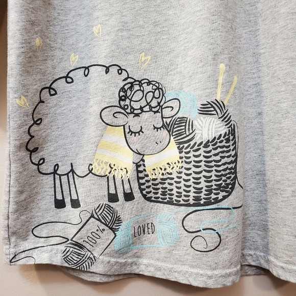 "All You Knit is Love" sleep shirt - La Vie en Rose - Size M - Picture 3 of 6